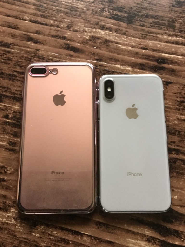 iPhone XとiPhone 7裏面
