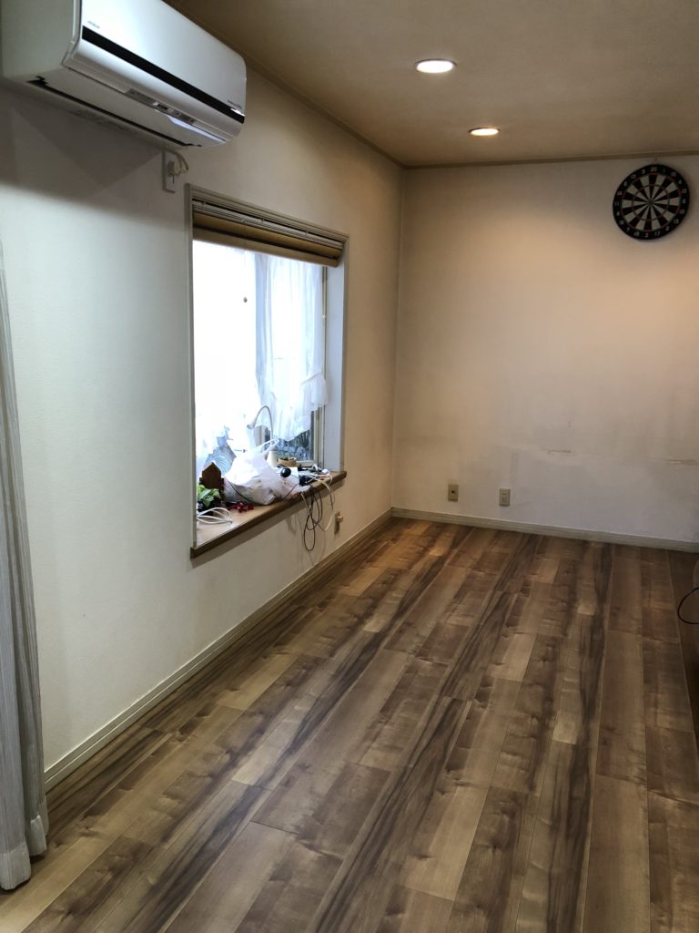 部屋全体張替え前クッションフロア張替え
