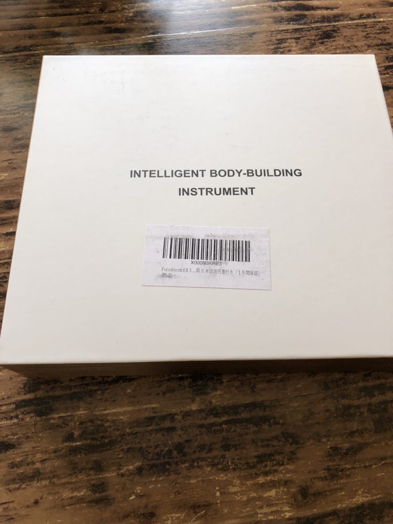 FocusSports EMS 腹筋ベルト 箱