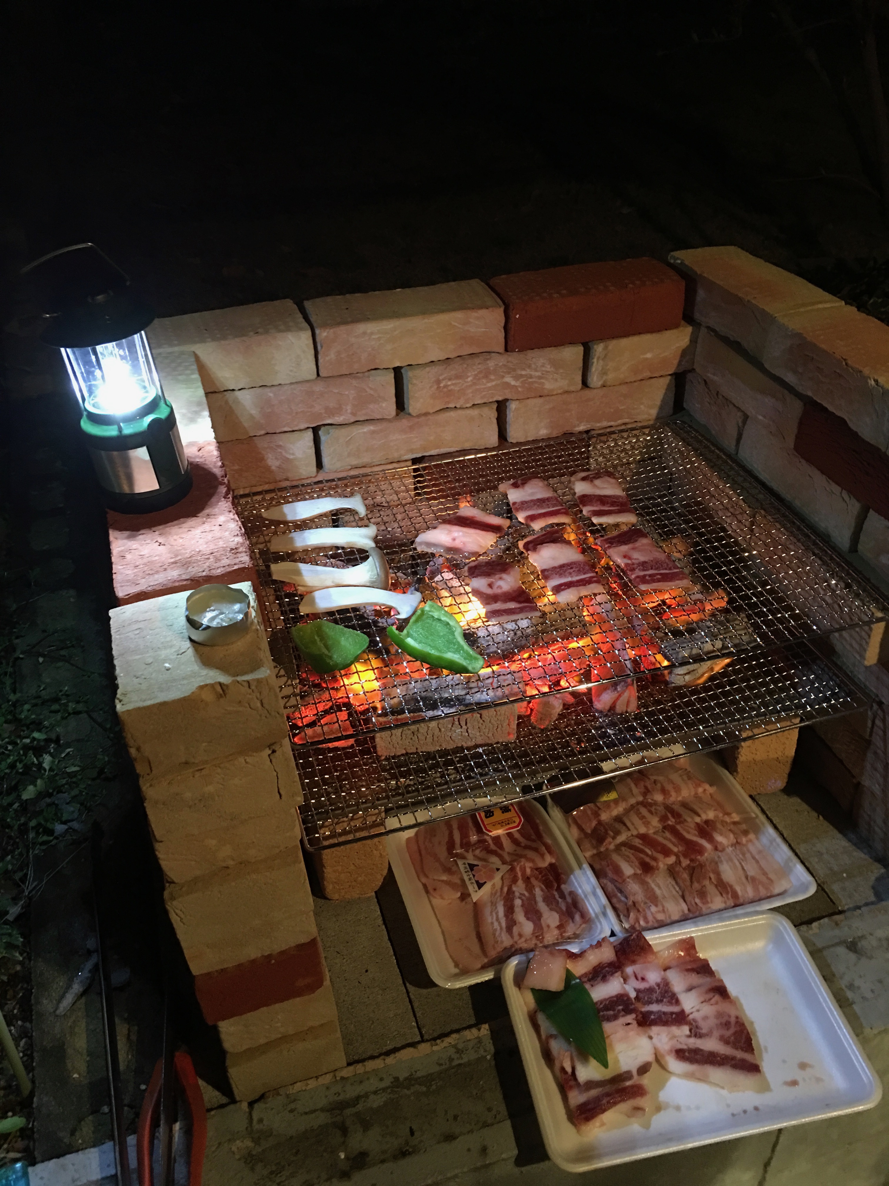 レンガで自作の簡単バーベキューコンロ DIY