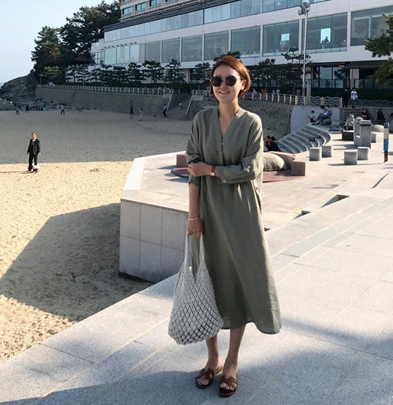 リネンＶネックロングワンピース