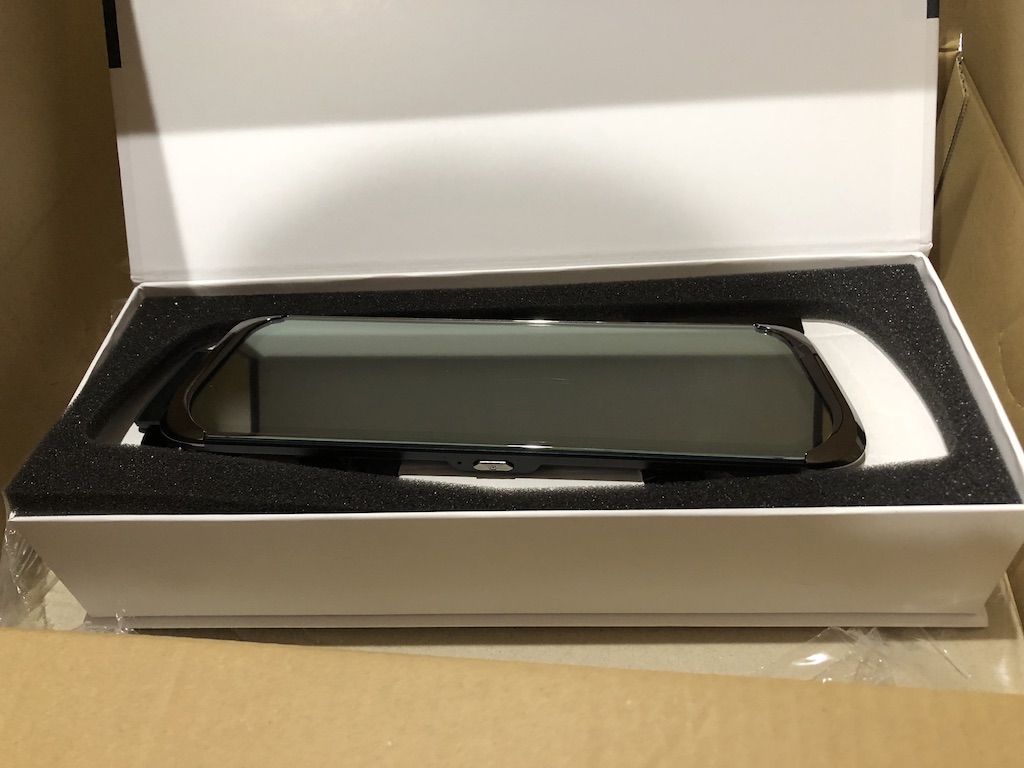 ミラータイプのドラレコ