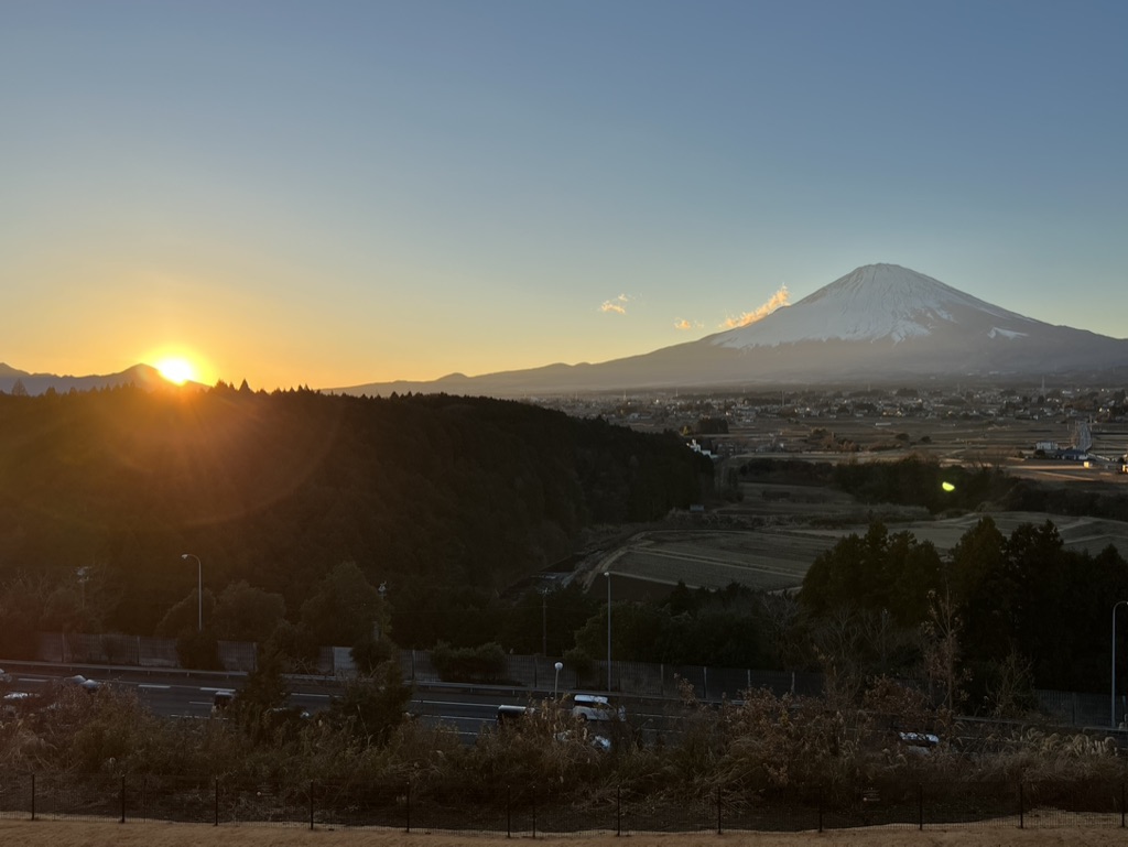 部屋から見える富士山